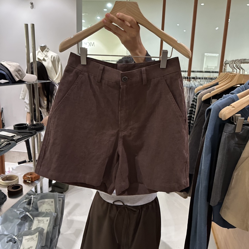 ANDMORE BUTTON東大門實拍女裝新品推薦熱賣人氣真品短褲ANDMORE BUTTON短褲圖色2
