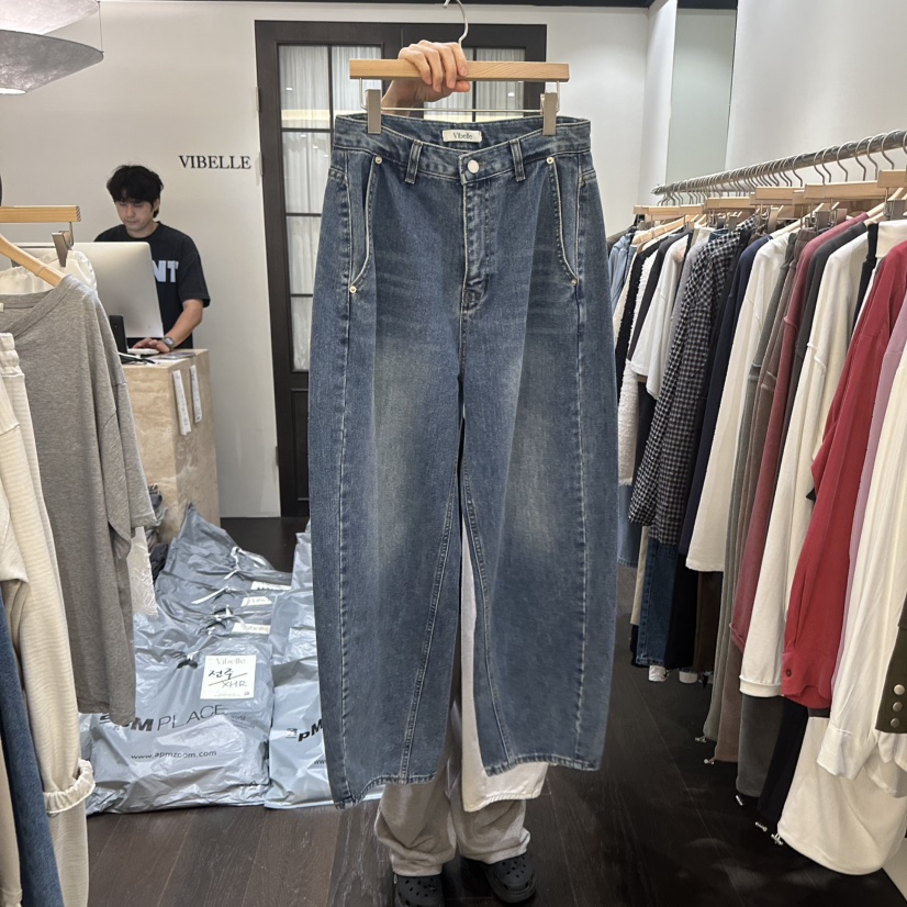 VIBELLE韓國直郵女裝新款推薦休閑人氣真品熱賣時尚牛仔褲VIBELLE牛仔褲圖色1