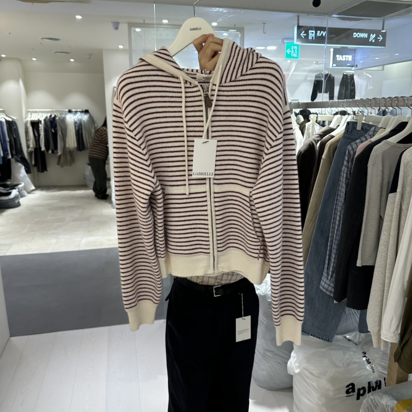 GABRIELLE東大門直郵女裝新品休閑時尚推薦衛衣拉鏈連帽衫GABRIELLE衛衣圖色2