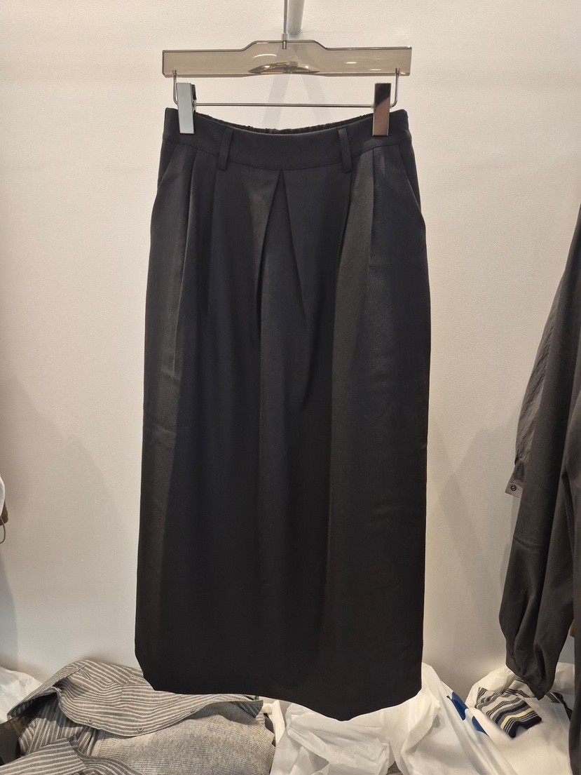 1 2ILLY-S東大門實拍女士新款人氣休閑半身裙中短裙褶裥1 2ILLY-S半身裙/中短裙圖色2黑