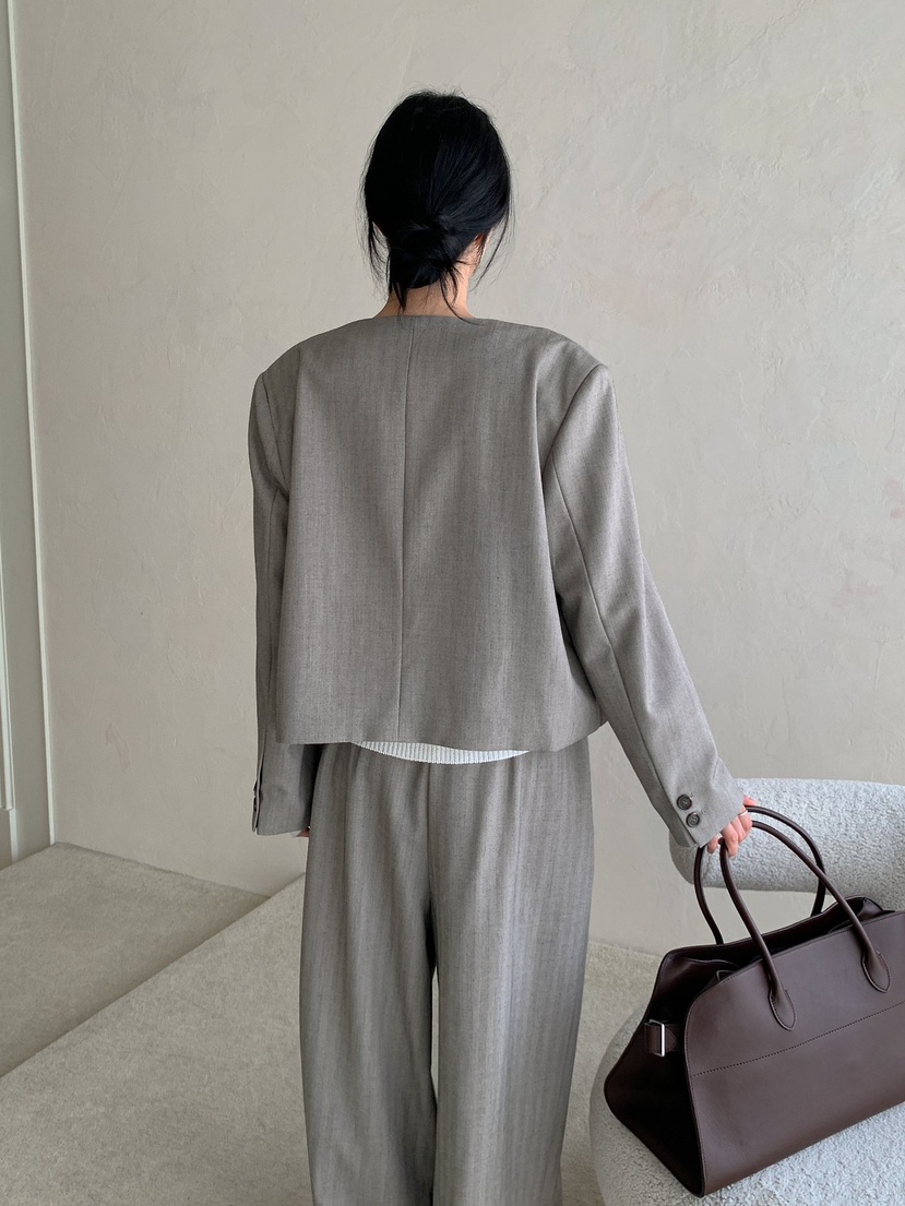 1 2ILLY-S韓國代購女士新品推薦真品熱賣職業人氣時尚夾克1 2ILLY-S夾克