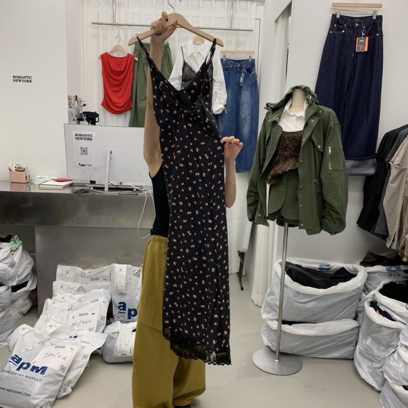ROMANTIC NEWYORK東大門直郵女士新品職業連衣裙不含腰帶ROMANTIC NEWYORK連衣裙