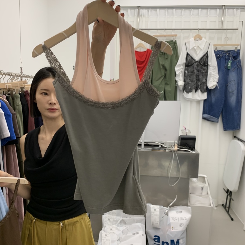 ROMANTIC NEWYORK韓國直郵女裝新品人氣吊帶背心假兩件蕾絲雙層無袖ROMANTIC NEWYORK吊帶/背心圖色1