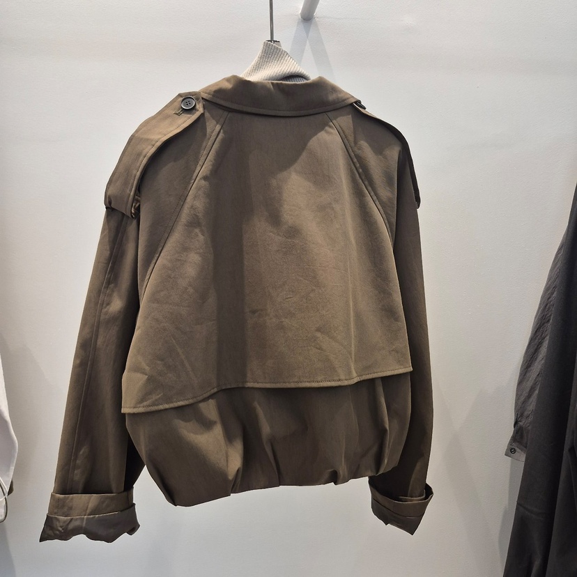 1 2ILLY-S韓國直郵女裝新品人氣真品職業夾克不含內搭短款1 2ILLY-S夾克