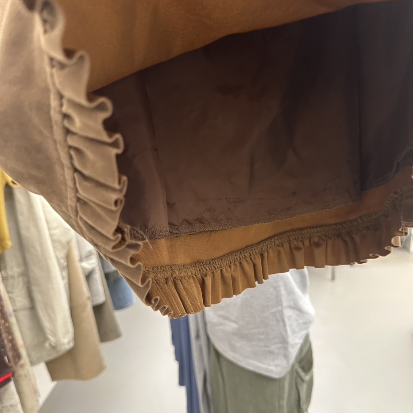 R U VAULT韓國代購女裝新款真品人氣熱賣職業休閑短裙褶邊R U VAULT短裙