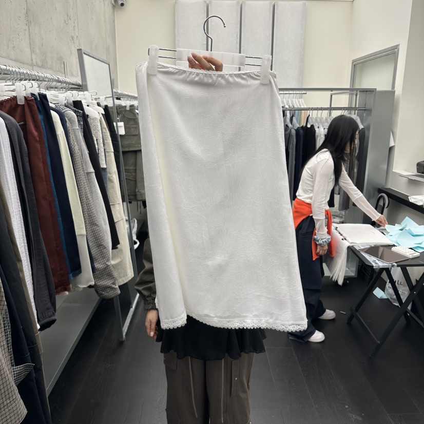 OUTLANDER東大門實拍女裝新款真品休閑熱賣半身裙中短裙緞OUTLANDER半身裙/中短裙
