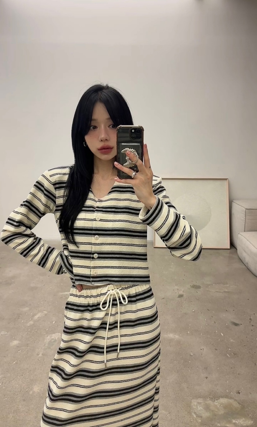 AMUSE SEOUL韓國代購女士新品真品休閑人氣熱賣時尚開衫AMUSE SEOUL開衫
