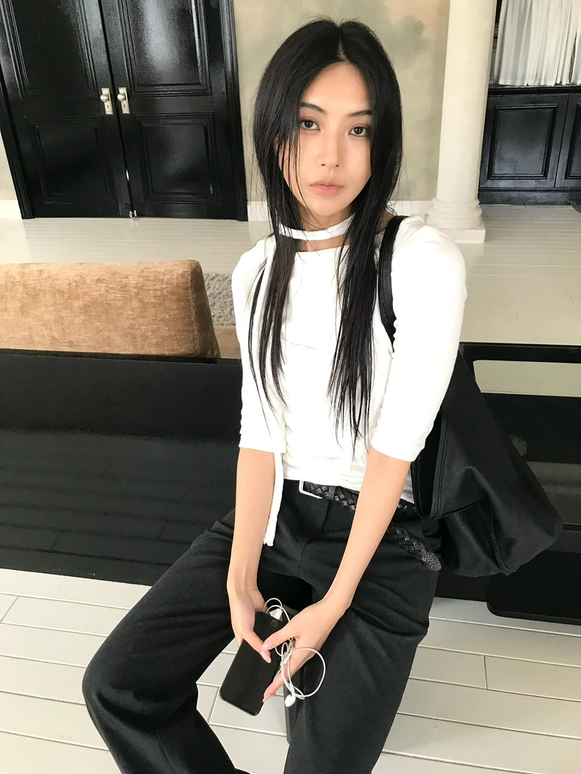 OVERK東大門直郵女裝新品人氣推薦職業吊帶背心含脖帶褶皺OVERK吊帶/背心