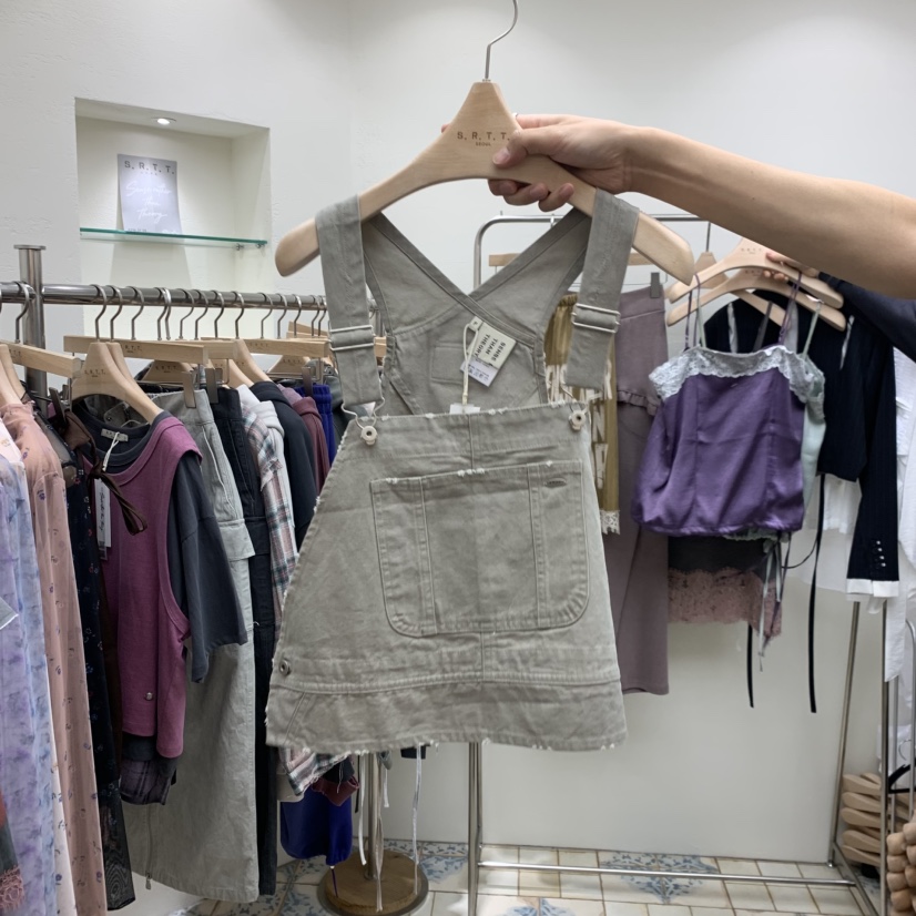 S.R.T.T.東大門代購女裝新品休閑職業真品推薦吊帶背心S.R.T.T.吊帶/背心圖色2