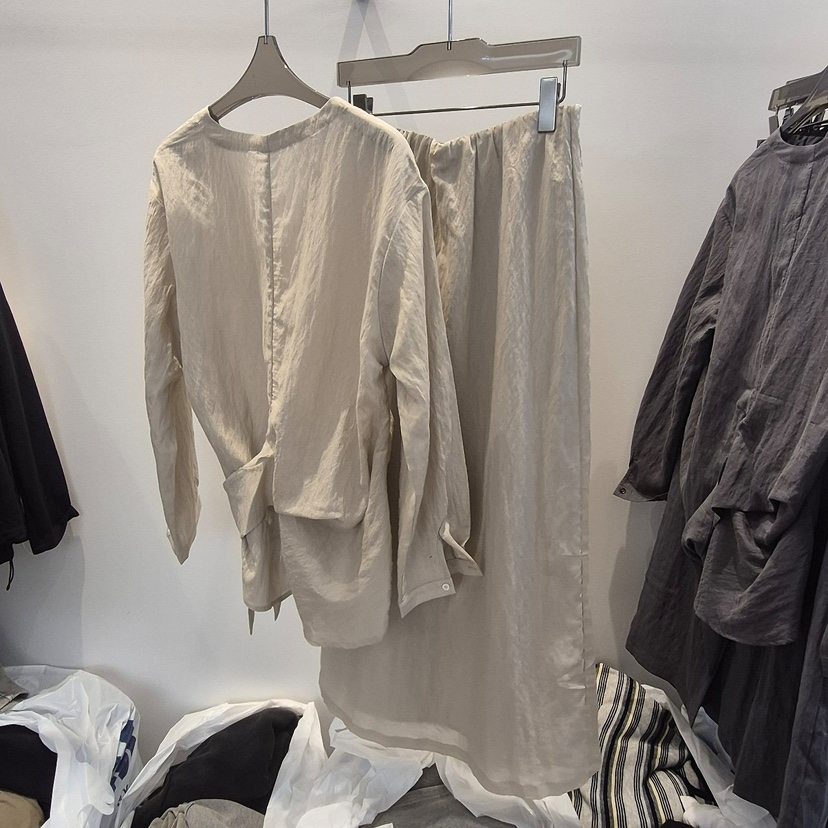 1 2ILLY-S東大門直郵女士新款真品時尚職業休閑套裝套裝1 2ILLY-S套裝