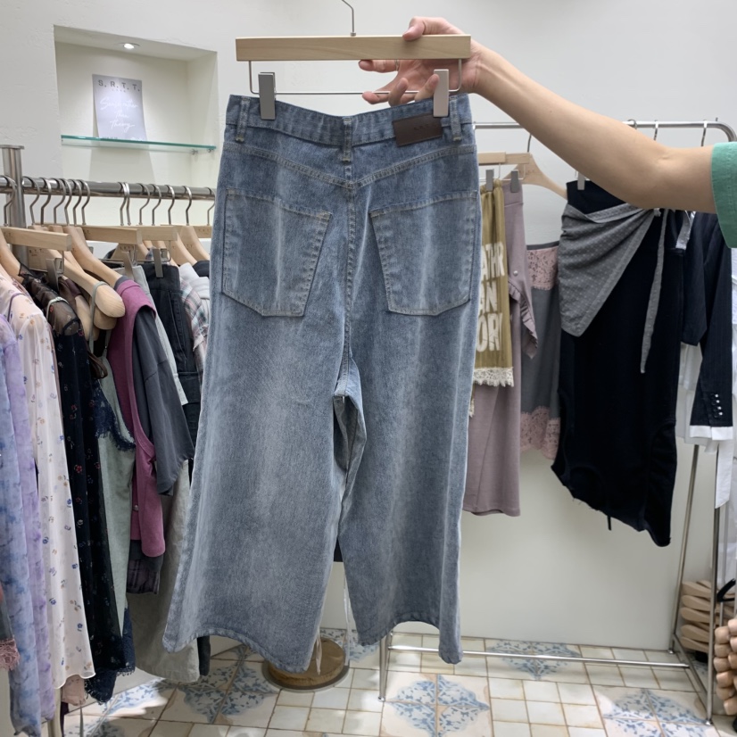 S.R.T.T.韓國直郵女裝新品熱賣人氣時尚推薦真品短褲S.R.T.T.短褲