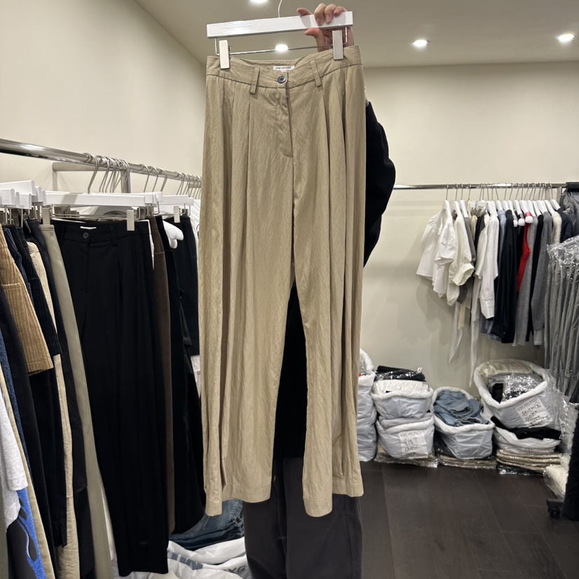 OUTFIT/SOAP AMD WATER東大門實拍女裝新品熱賣休閑褲OUTFIT/SOAP AMD WATER休閑褲圖色1