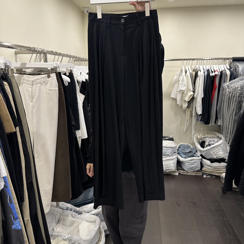 OUTFIT/SOAP AMD WATER東大門實拍女裝新品熱賣休閑褲OUTFIT/SOAP AMD WATER休閑褲圖色2