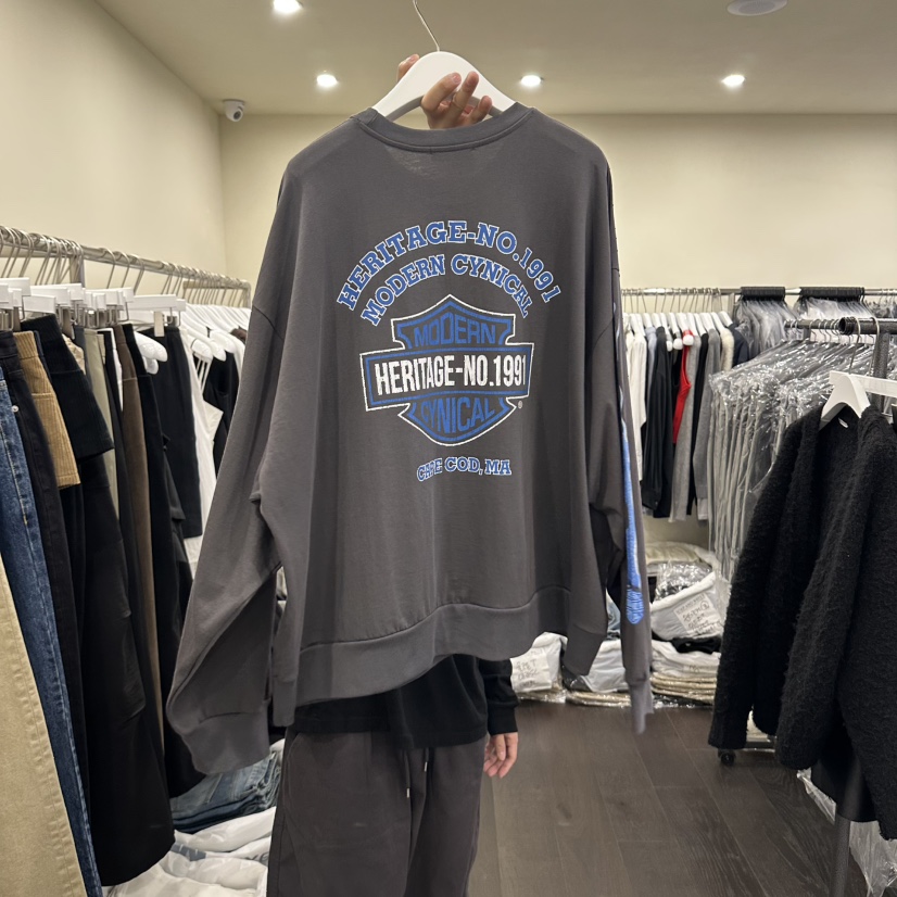 OUTFIT/SOAP AMD WATER韓國直郵女士新品真品時尚長袖T恤OUTFIT/SOAP AMD WATER長袖T恤