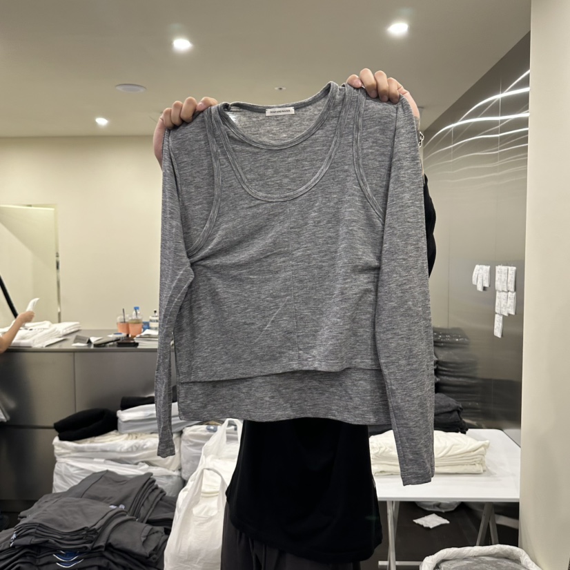 OUTFIT/SOAP AMD WATER東大門代購女士新款人氣長袖T恤假兩件OUTFIT/SOAP AMD WATER長袖T恤圖色3