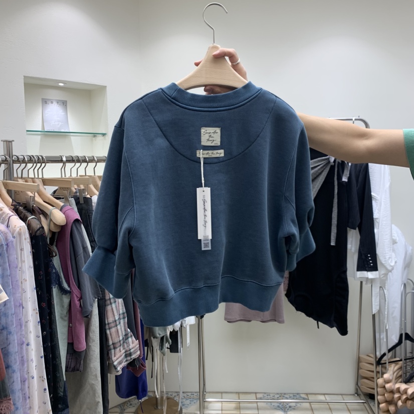 S.R.T.T.東大門代購女士新品時尚熱賣人氣休閑真品T恤S.R.T.T.T恤