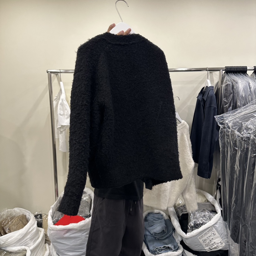 OUTFIT/SOAP AMD WATER韓國直郵女裝新品真品熱賣毛衣OUTFIT/SOAP AMD WATER毛衣
