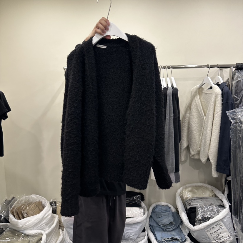 OUTFIT/SOAP AMD WATER韓國直郵女裝新品真品熱賣毛衣OUTFIT/SOAP AMD WATER毛衣圖色2