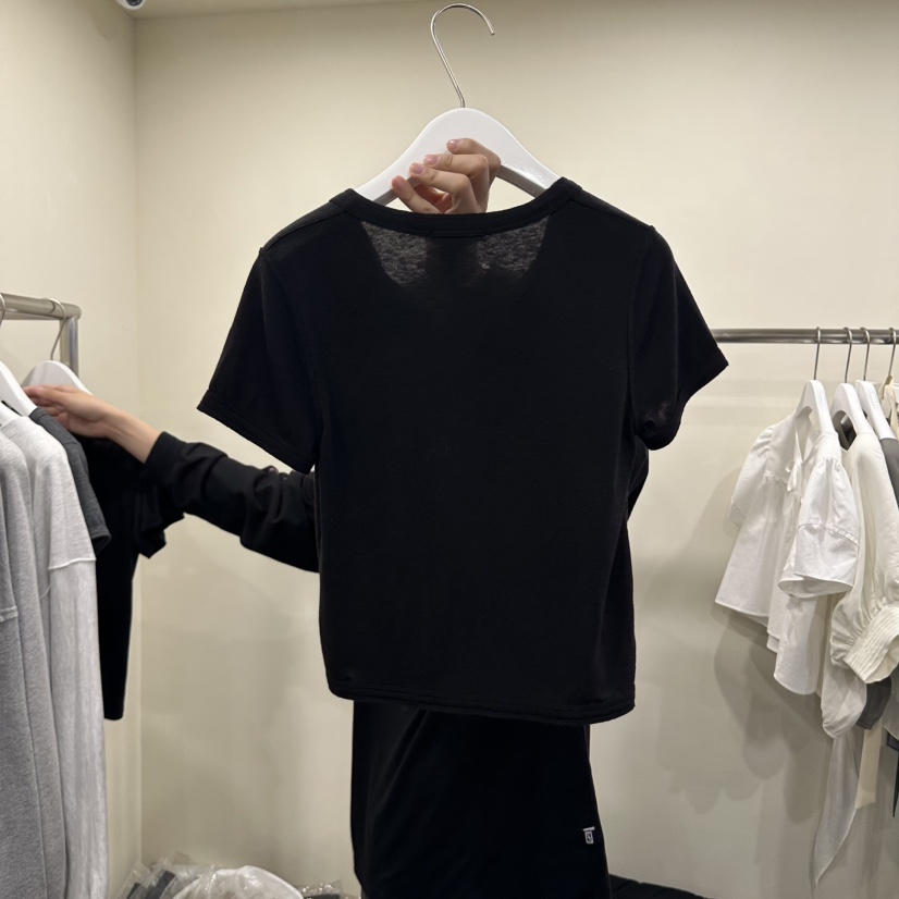OUTFIT/SOAP AMD WATER韓國直郵女士新款人氣休閑熱賣T恤OUTFIT/SOAP AMD WATERT恤