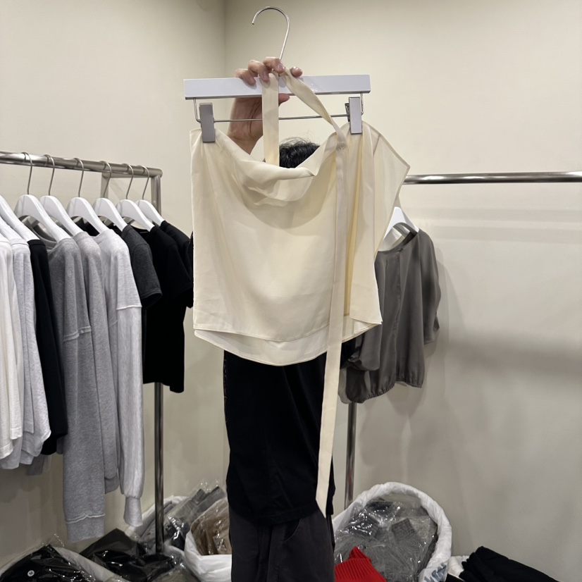 OUTFIT/SOAP AMD WATER東大門實拍女裝新品職業吊帶背心OUTFIT/SOAP AMD WATER吊帶/背心圖色1