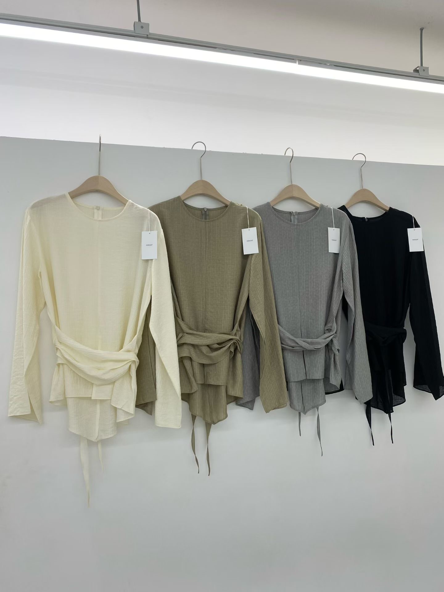 FERVENT東大門代購女士新品人氣熱賣時尚推薦休閑襯衫蕾絲衫FERVENT-2件起襯衫/蕾絲衫圖色1左一色