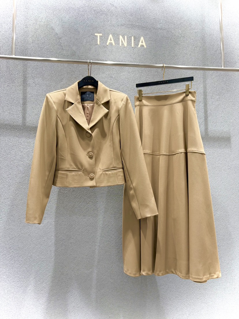 TANIA東大門直郵女裝新品人氣推薦熱賣真品半身裙中短裙套裝TANIA半身裙/中短裙
