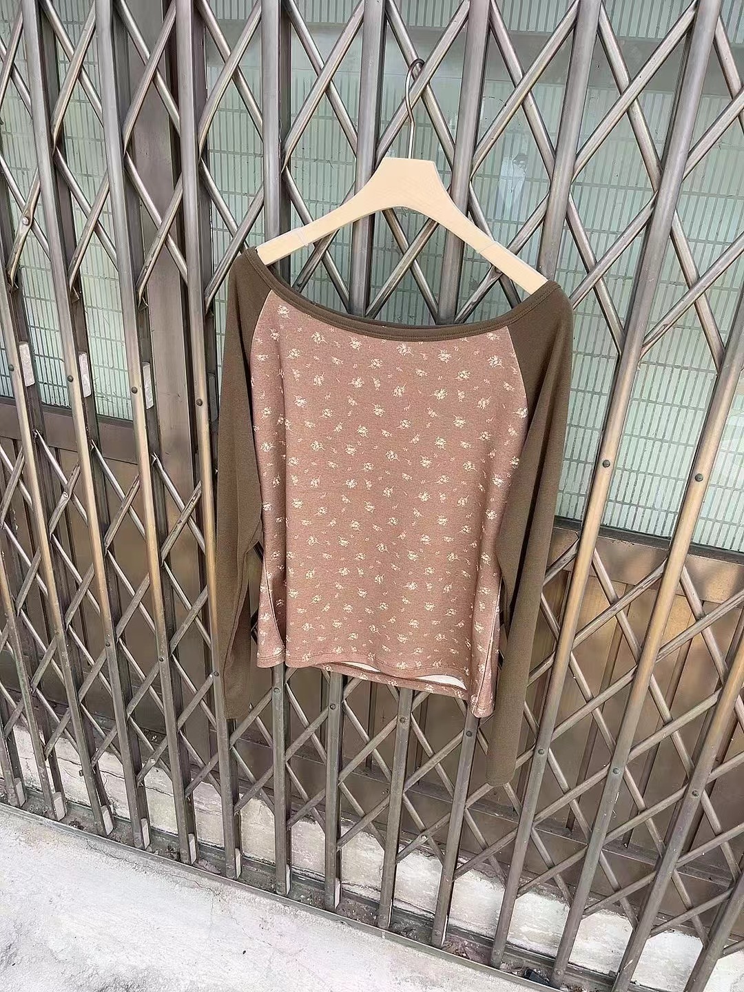 PODO韓國直郵女士新品休閑時尚人氣熱賣真品長袖T恤插肩袖PODO長袖T恤圖色3