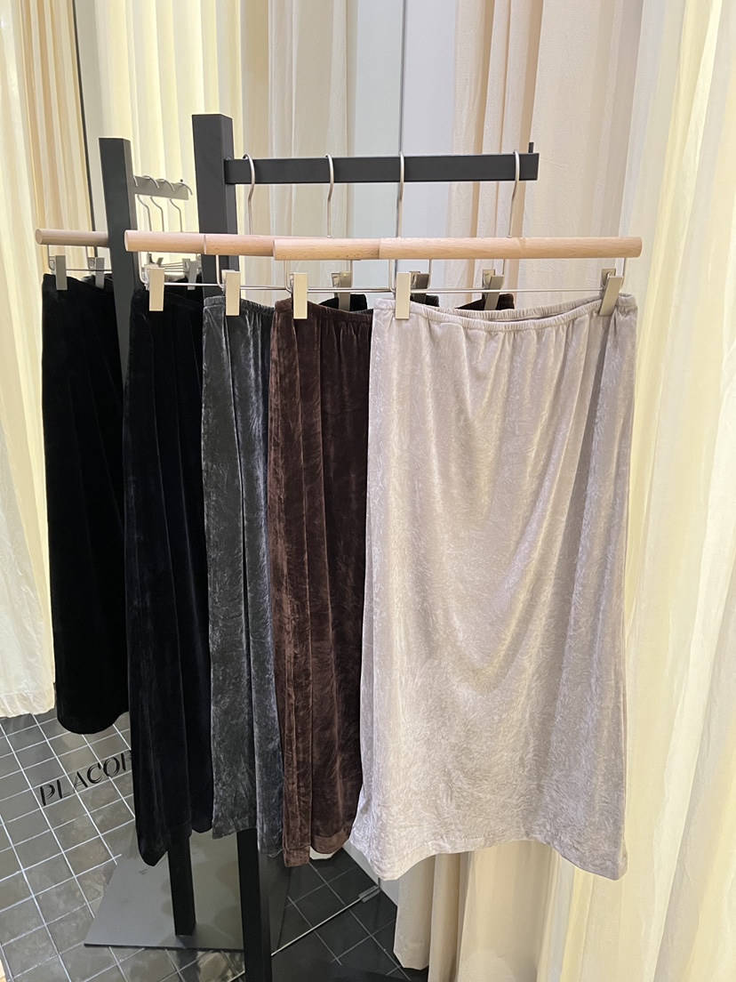REGULARLY/PLACOR東大門直郵女裝新品時尚休閑長裙天鵝絨REGULARLY/PLACOR長裙