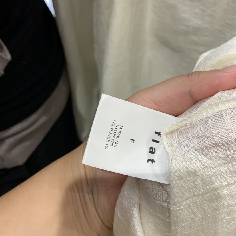 FLAT東大門直郵女裝新品推薦時尚真品人氣熱賣襯衫蕾絲衫FLAT襯衫/蕾絲衫