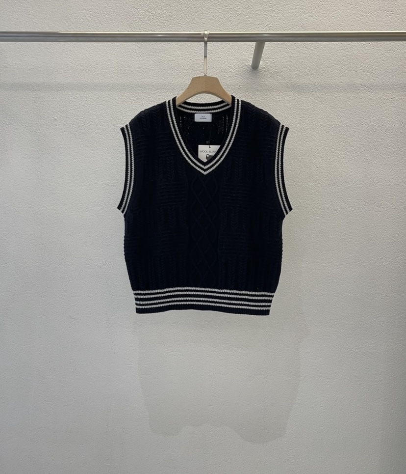 ABLERING韓國直郵女裝新品真品時尚休閑熱賣推薦吊帶背心ABLE STANDARD/ABLERING吊帶/背心圖色3