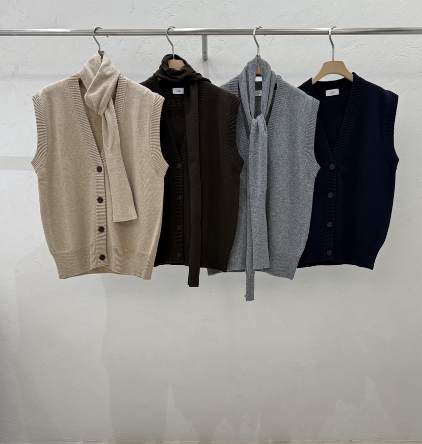 ABLERING東大門直郵女裝新品真品休閑時尚熱賣馬甲含圍巾ABLE STANDARD/ABLERING馬甲