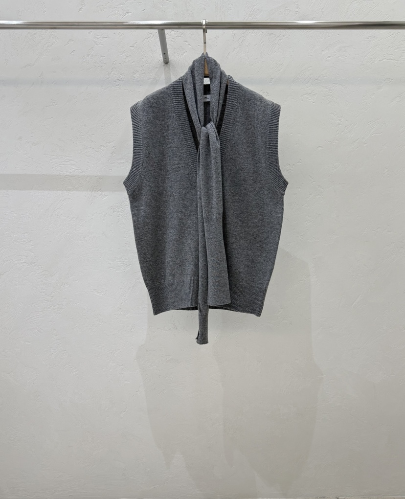 ABLERING東大門直郵女裝新品真品休閑時尚熱賣馬甲含圍巾ABLE STANDARD/ABLERING馬甲圖色3
