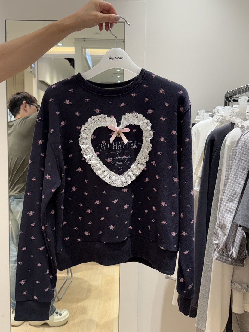 BY CHAPTER韓國直郵女裝新品熱賣休閑推薦真品時尚衛衣花朵BY Chapter衛衣圖色2