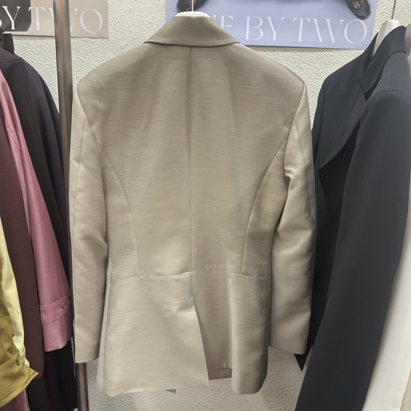 ONEBYTWO韓國代購女士新品熱賣時尚人氣真品推薦西裝西服ONEBYTWO西裝/西服