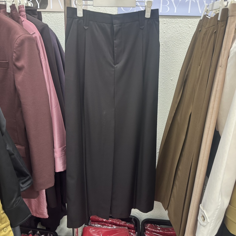 ONEBYTWO東大門實拍女士新品休閑時尚熱賣真品推薦人氣長裙ONEBYTWO長裙圖色3黑色