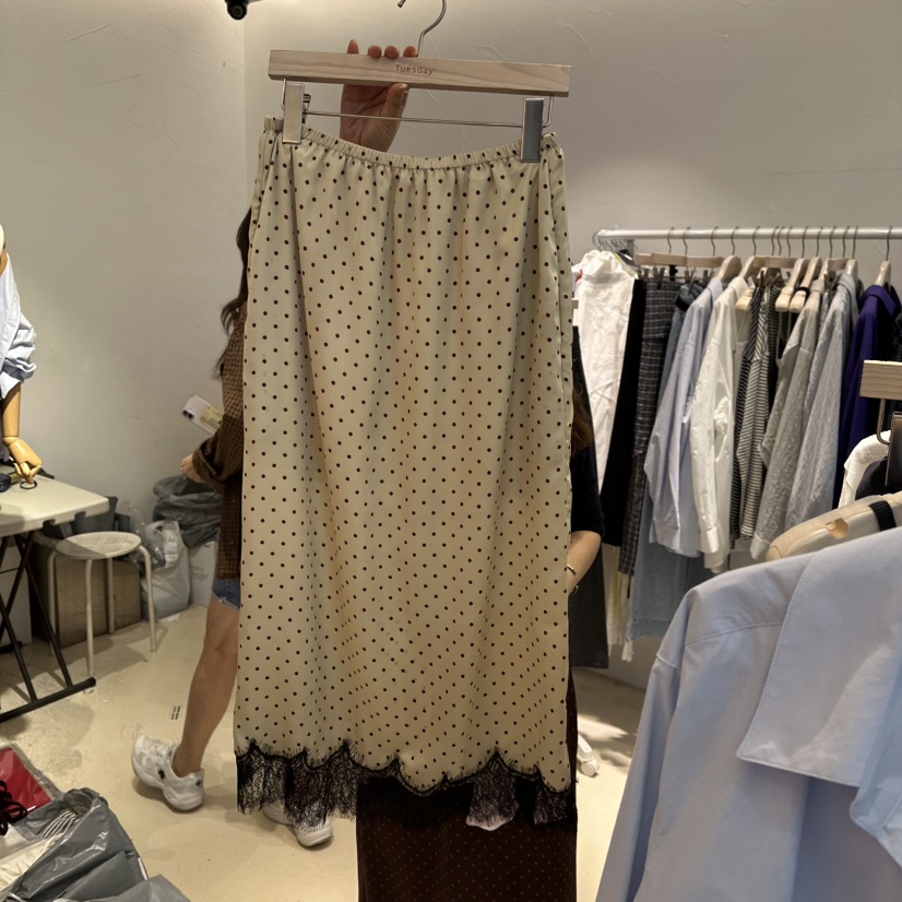 FLORAL東大門直郵女裝新品熱賣真品休閑人氣時尚推薦長裙FLORAL長裙圖色1
