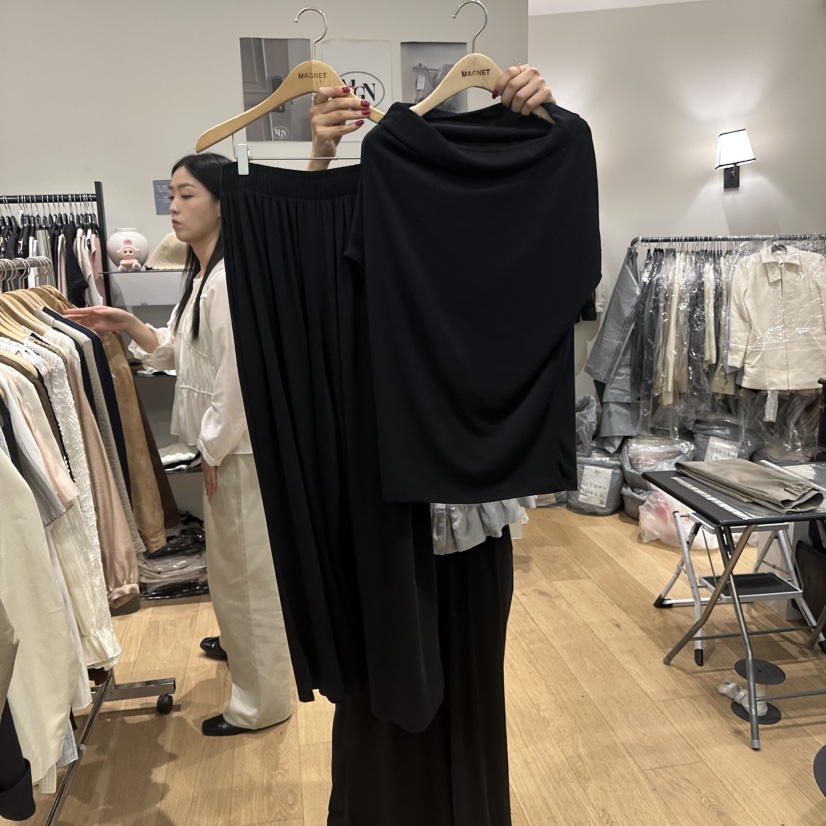 M.G.N東大門實拍女士新品熱賣人氣時尚休閑真品推薦套裝MAGNET套裝圖色2
