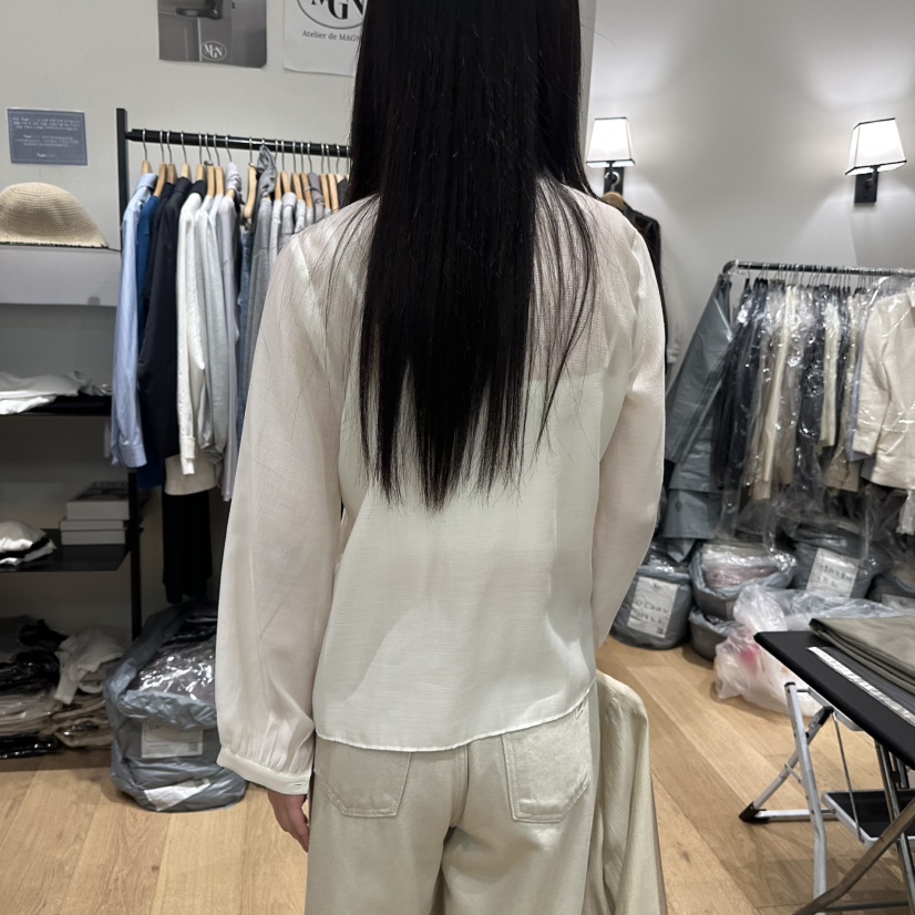 M.G.N東大門實拍女裝新款推薦休閑人氣真品襯衫蕾絲衫褶皺MAGNET襯衫/蕾絲衫
