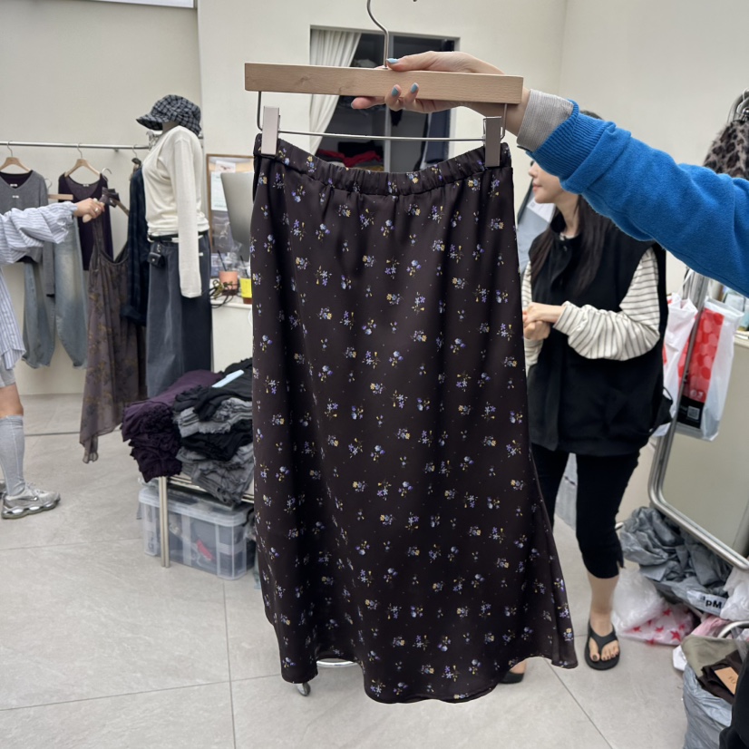 I MFACT東大門實拍女裝新品人氣推薦熱賣時尚長裙喇叭緞面I MFACT長裙