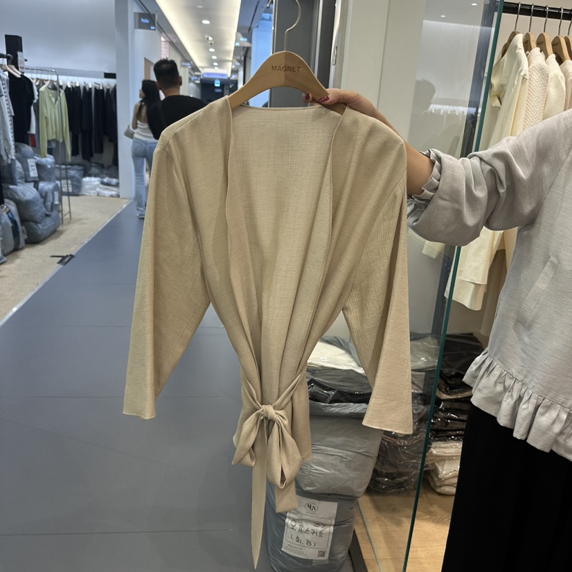 M.G.N東大門代購女裝新品時尚真品人氣熱賣休閑襯衫蕾絲衫MAGNET襯衫/蕾絲衫圖色1