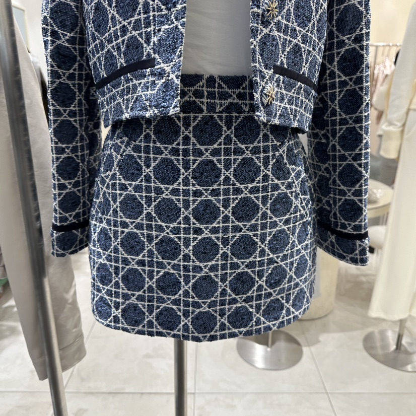 LAFFINE-P東大門實拍女裝新款真品熱賣休閑時尚推薦短裙LAFFINE-P短裙圖色2