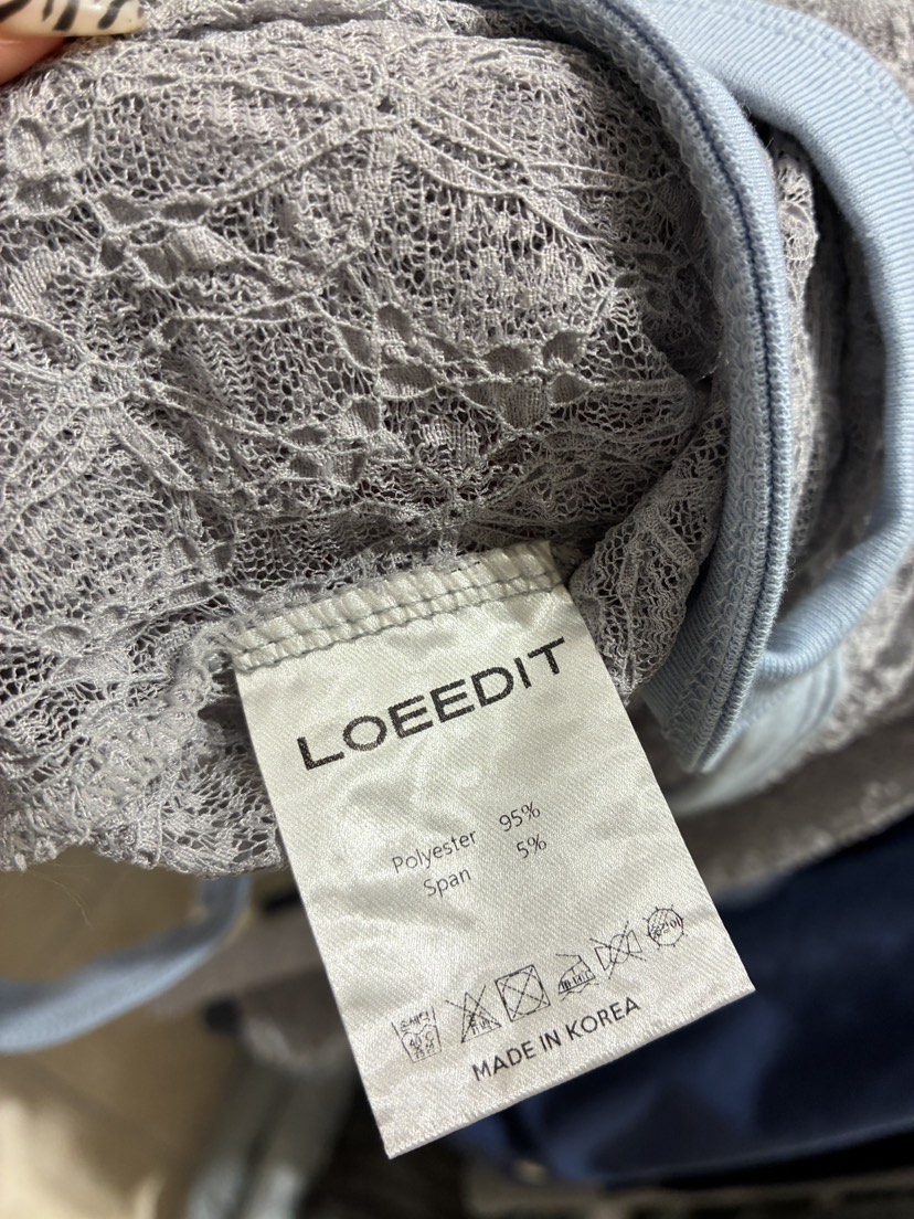 LOEEDIT東大門實拍女士新款熱賣真品時尚長袖T恤兩種穿法LOEEDIT長袖T恤