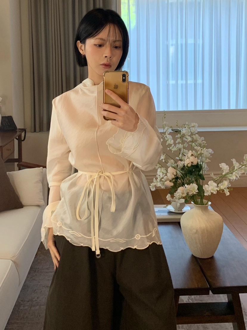 FABRIC韓國直郵女士新款休閑人氣時尚襯衫蕾絲衫刺繡腰帶FABRIC襯衫/蕾絲衫