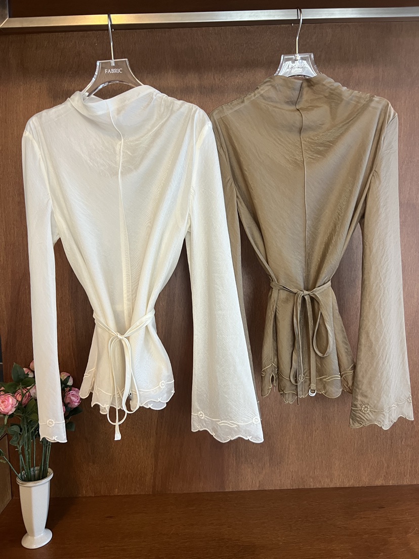 FABRIC韓國直郵女士新款休閑人氣時尚襯衫蕾絲衫刺繡腰帶FABRIC襯衫/蕾絲衫