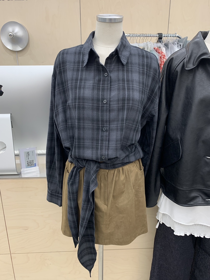 ESCHER東大門直郵女士新品熱賣時尚休閑真品推薦襯衫蕾絲衫ESCHER襯衫/蕾絲衫