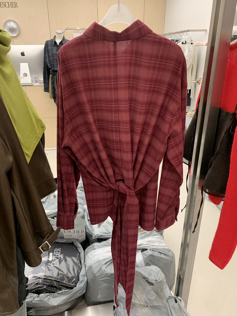 ESCHER東大門直郵女士新品熱賣時尚休閑真品推薦襯衫蕾絲衫ESCHER襯衫/蕾絲衫