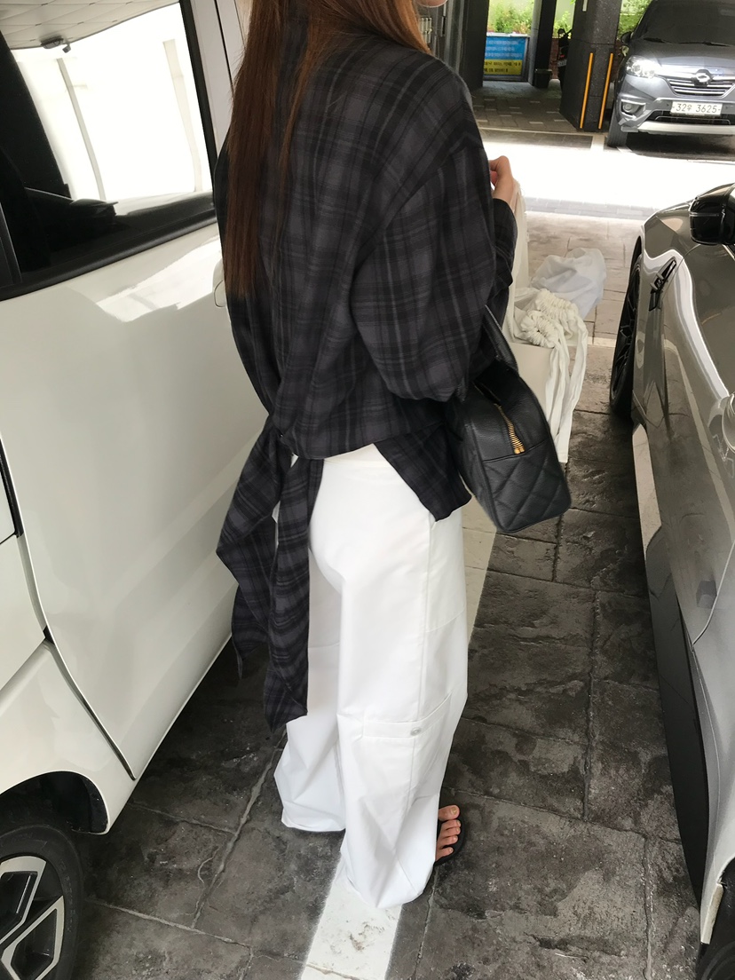 ESCHER東大門直郵女士新品熱賣時尚休閑真品推薦襯衫蕾絲衫ESCHER襯衫/蕾絲衫