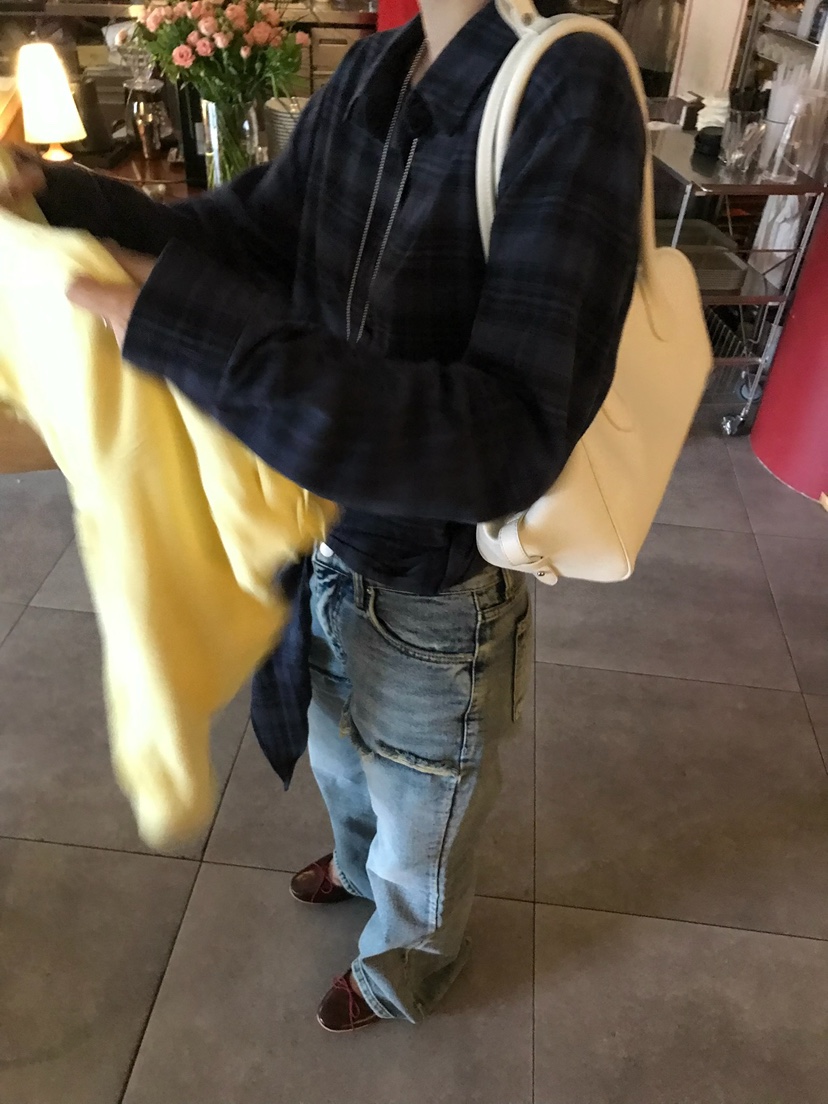 ESCHER東大門直郵女士新品熱賣時尚休閑真品推薦襯衫蕾絲衫ESCHER襯衫/蕾絲衫