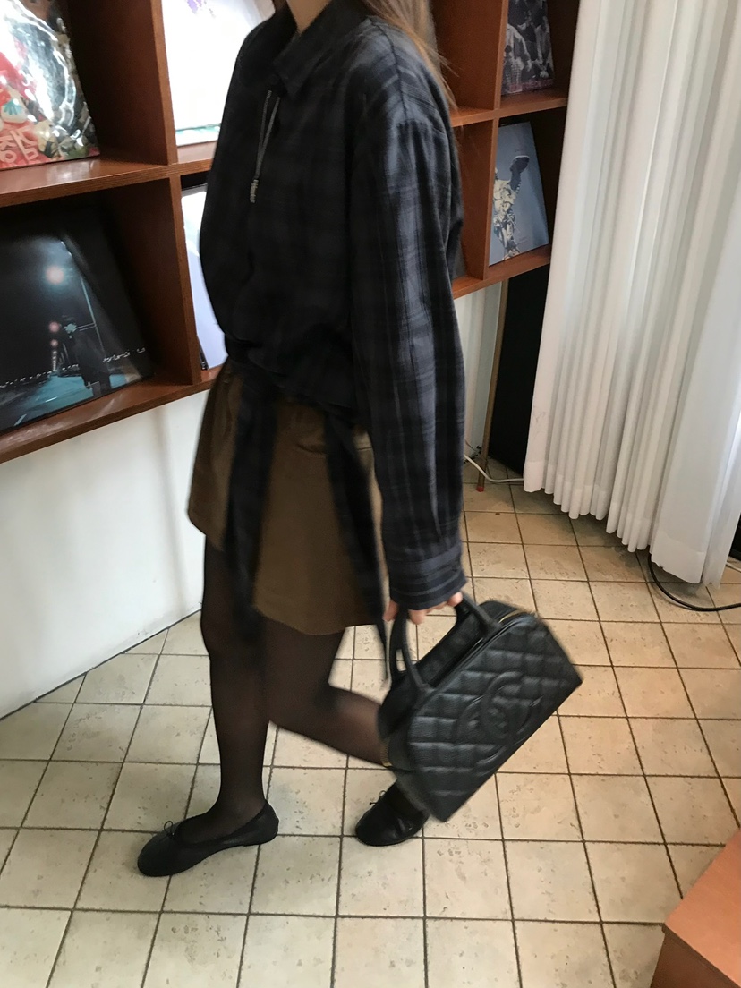 ESCHER東大門直郵女士新品熱賣時尚休閑真品推薦襯衫蕾絲衫ESCHER襯衫/蕾絲衫