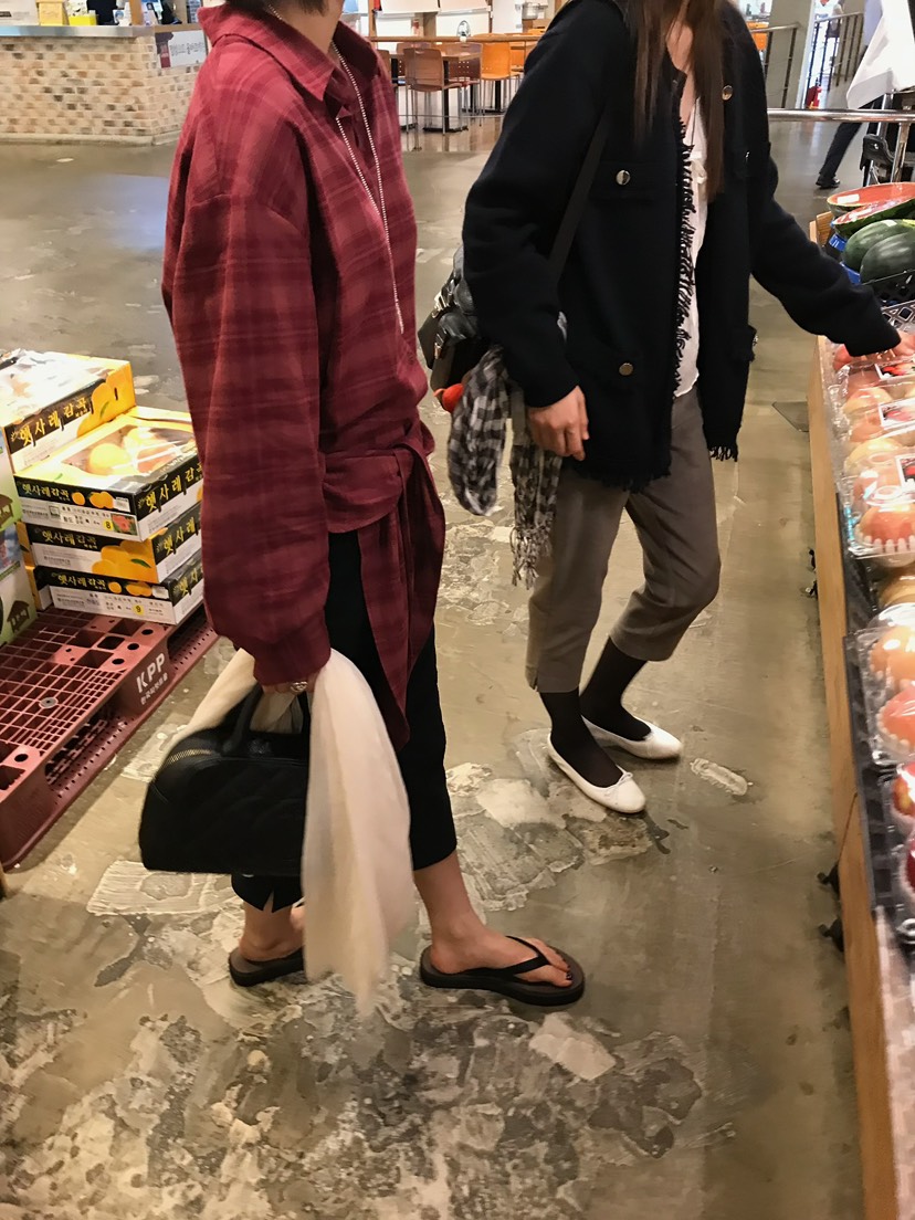 ESCHER東大門直郵女士新品熱賣時尚休閑真品推薦襯衫蕾絲衫ESCHER襯衫/蕾絲衫
